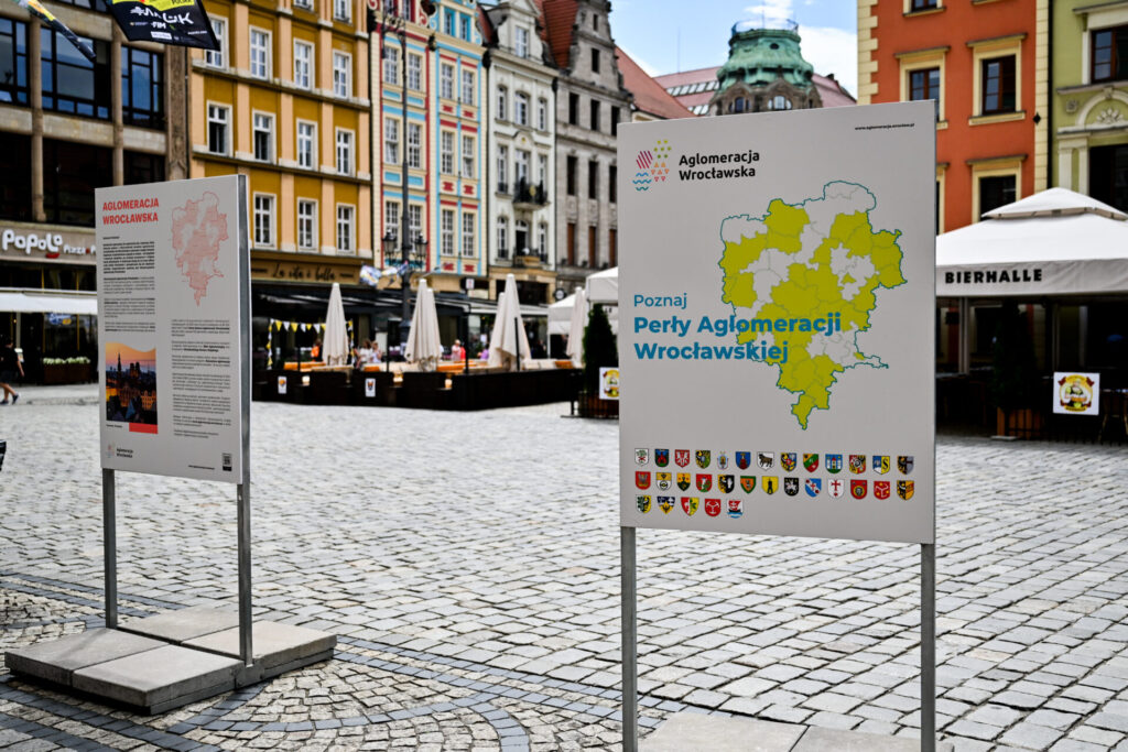 Wystawa „Perły Aglomeracji Wrocławskiej” na wrocławskim Rynku